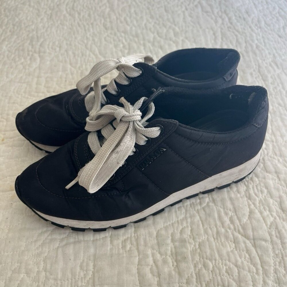 PRADA Women’s Re-Nylon Sneakers in Black Size EU35 - Picture 2 of 9